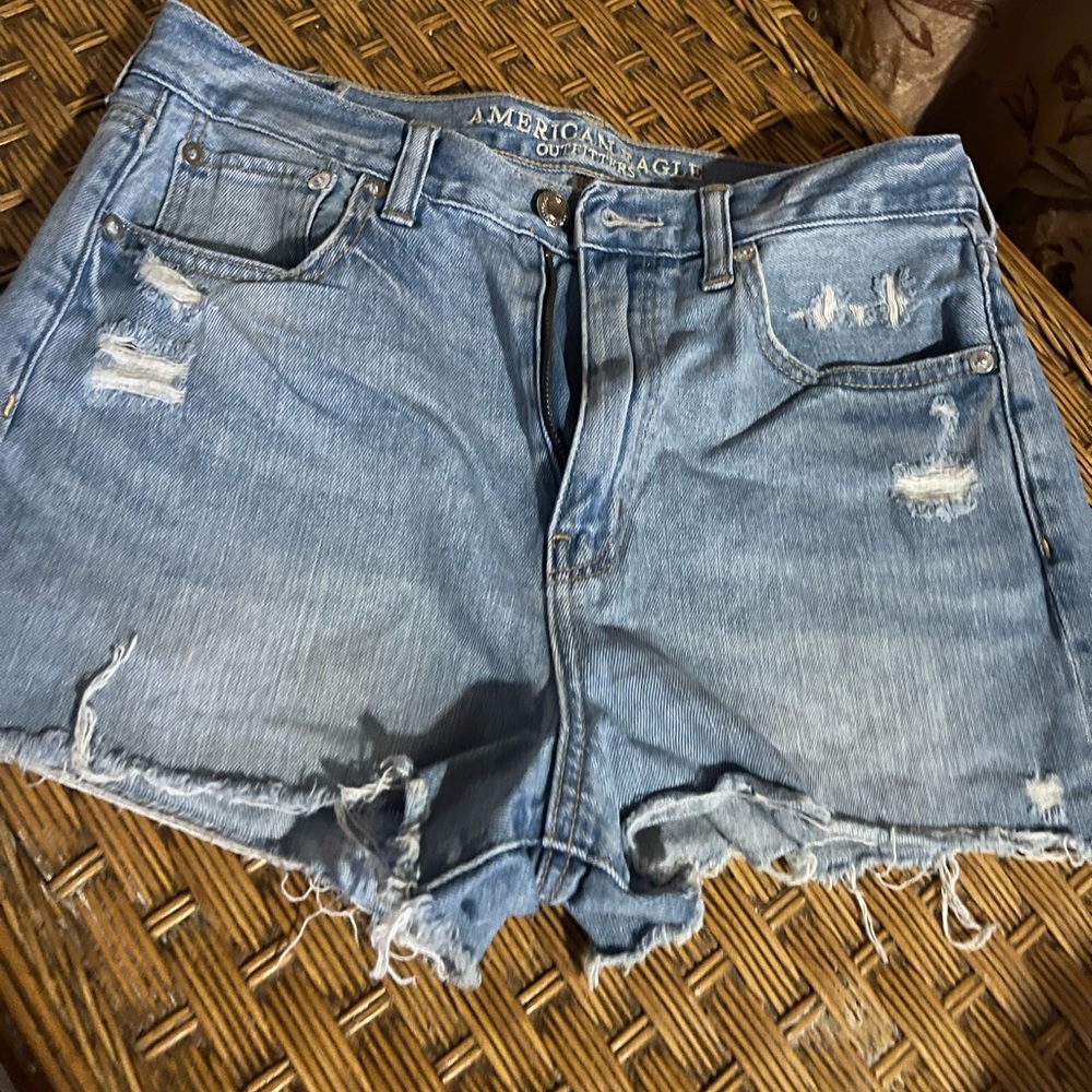AEO shorts